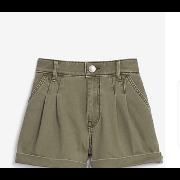 Express Pants - High Waisted Pleated Mom Shorts